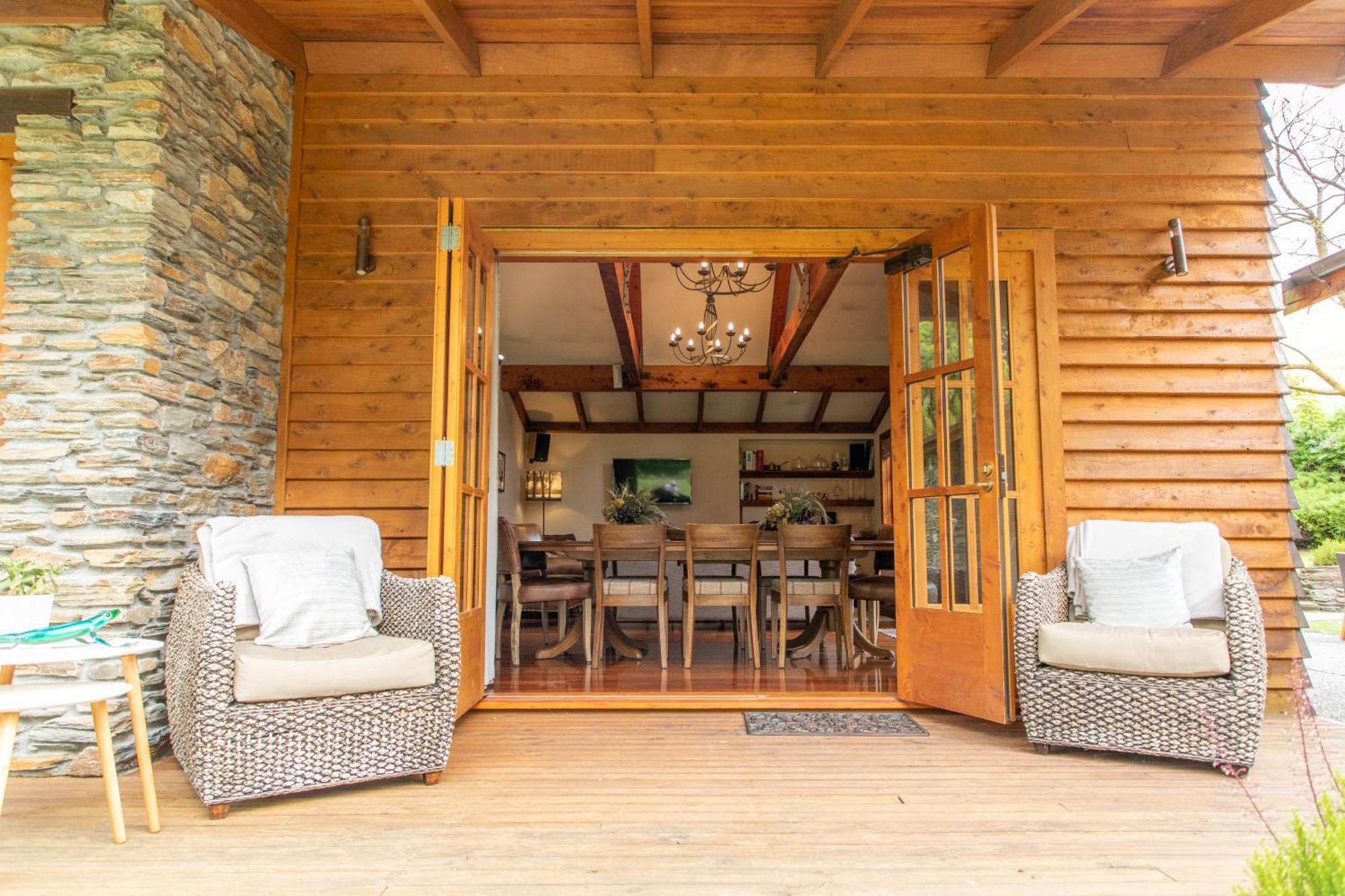 Wanaka Homestead Lodge & Cottages Exterior photo